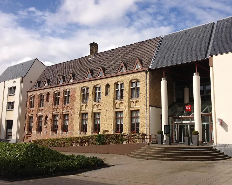 Ibis Styles Brugge Centrum 3*, Brügge