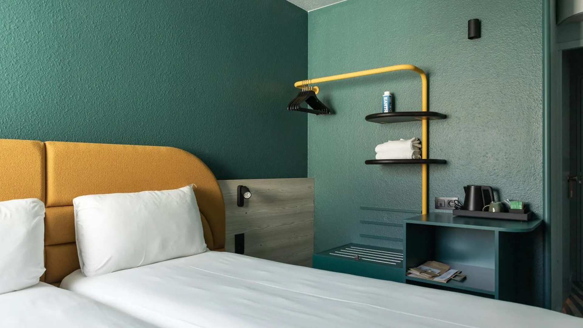Otel Ibis Styles Brugge Centrum