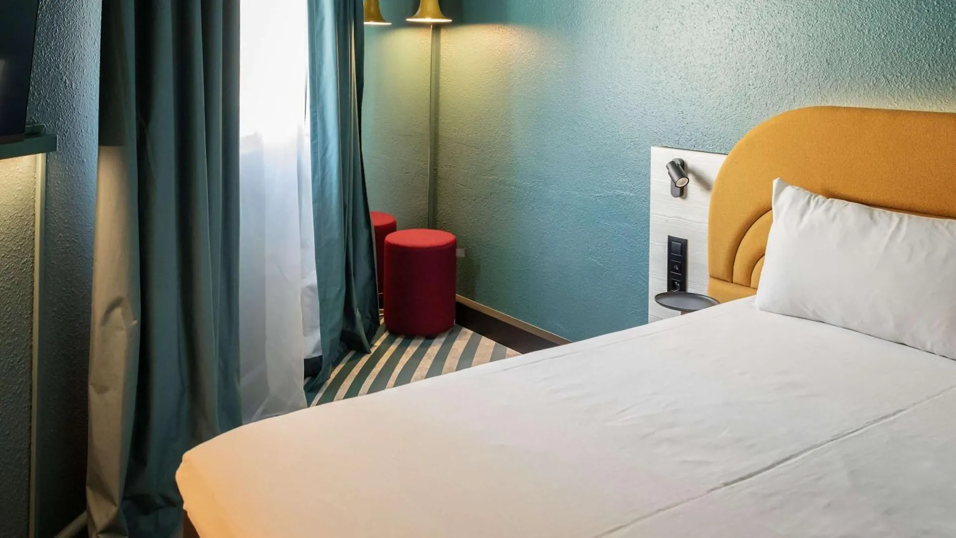Ibis Styles Brugge Centrum Belçika
