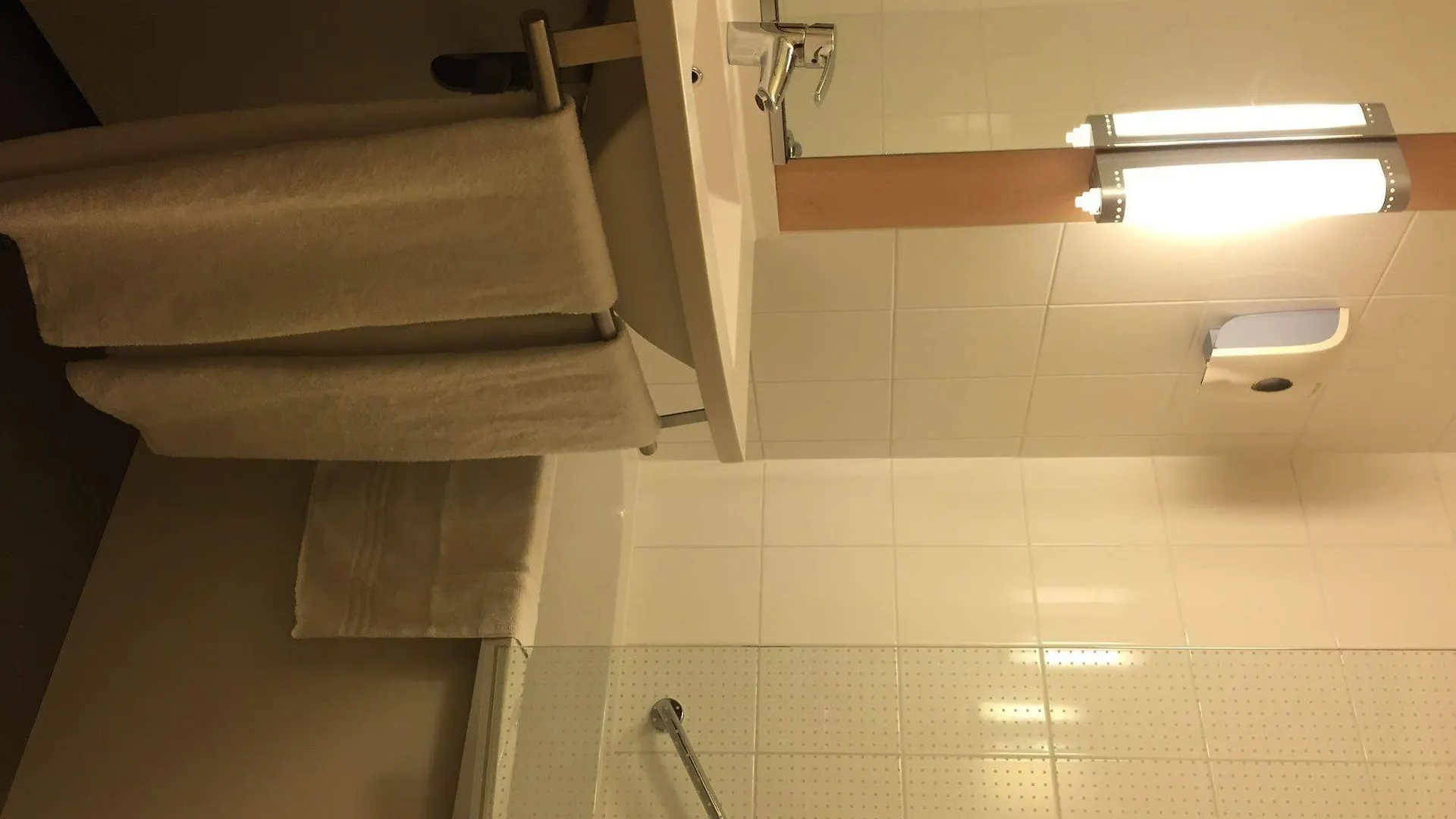 Otel Ibis Styles Brugge Centrum