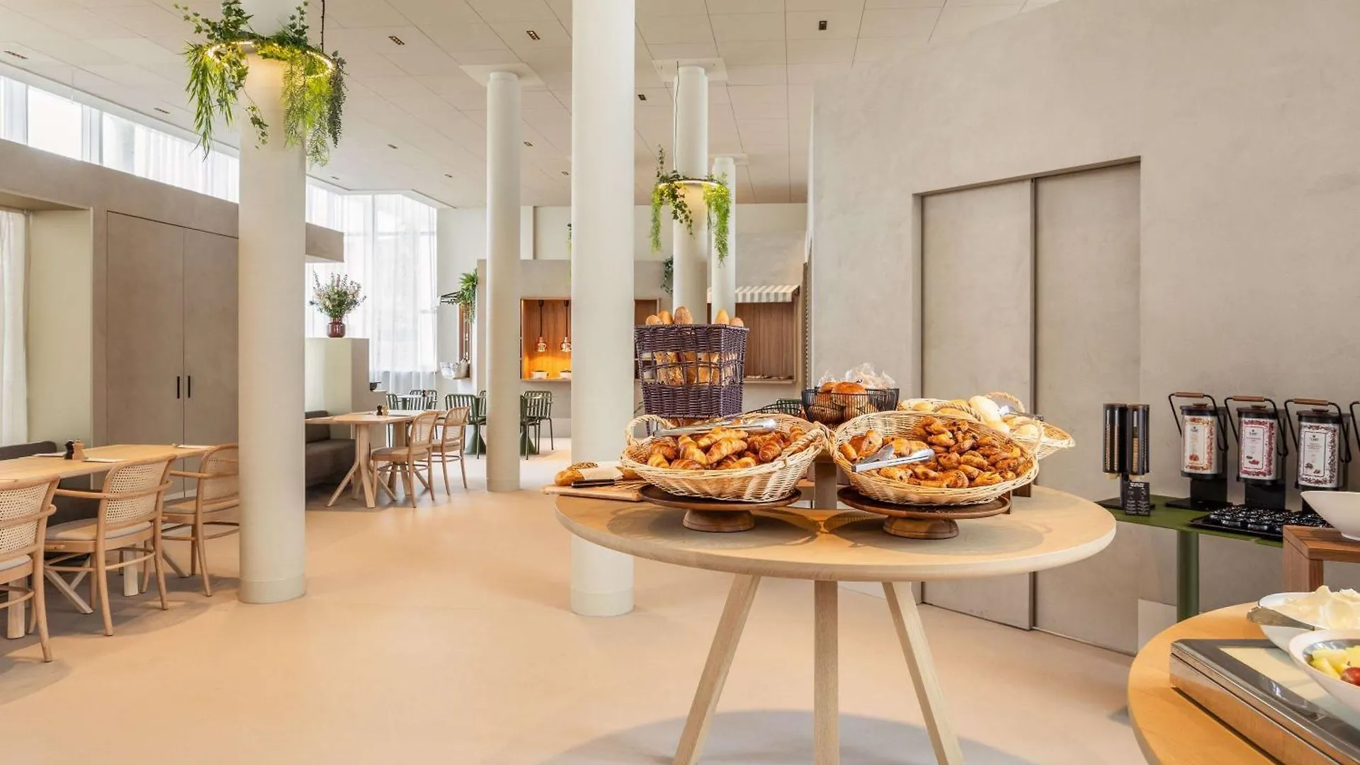 Ibis Styles Brugge Centrum 3*, Bruges