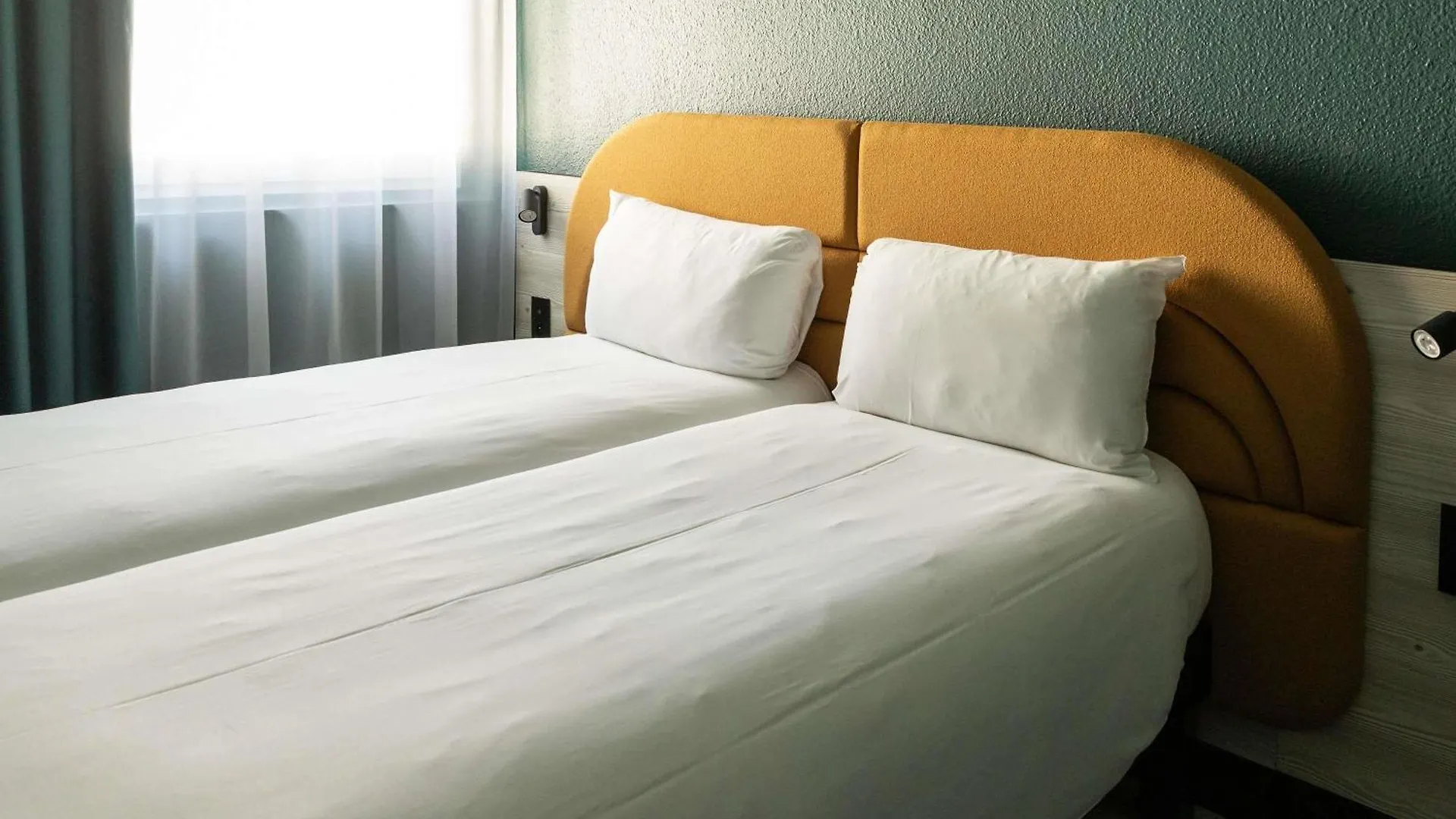 Ibis Styles Brugge Centrum 3*, Bruges